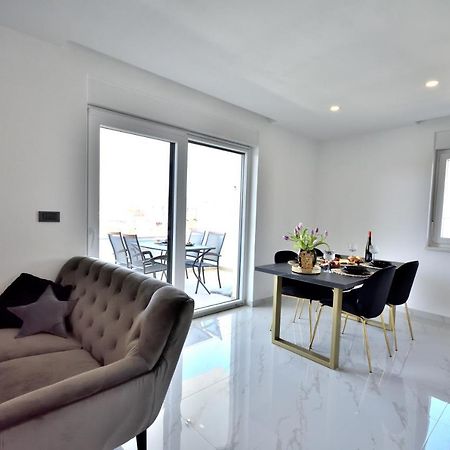 Apartman Villa Marina 보디체 외부 사진